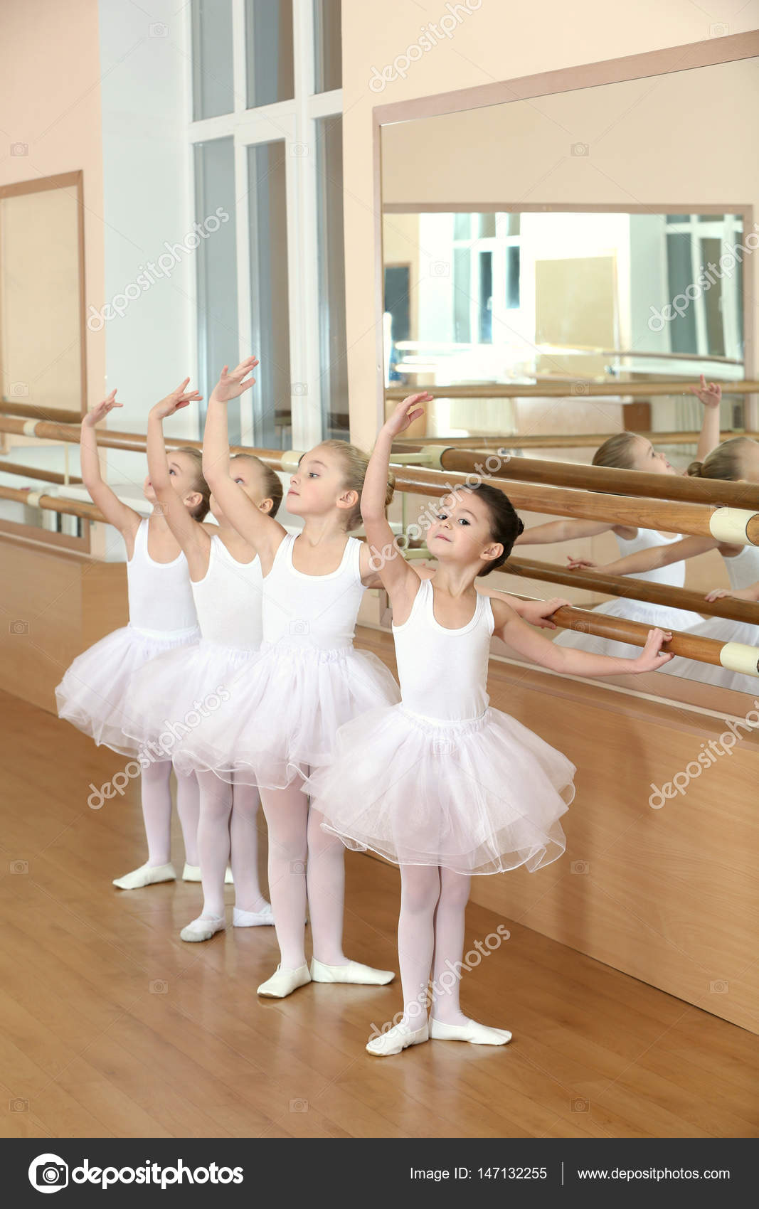 foto-gruppa-balerin-seks-loloy-banni-video