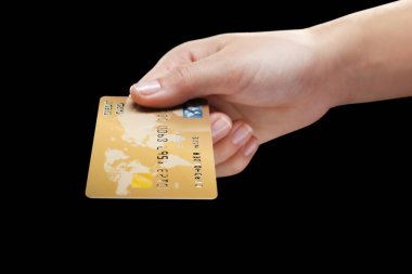 El ele tutuşan kredi kartı