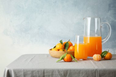 Mandalina suyu sürahisi