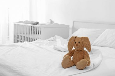 Sevimli tavşan oyuncak 