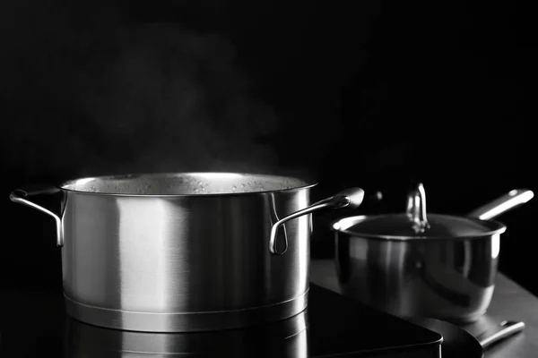 Metal pan with steam — Stock Photo, Image