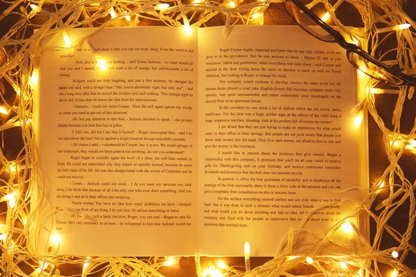 kitap ve güzel garland