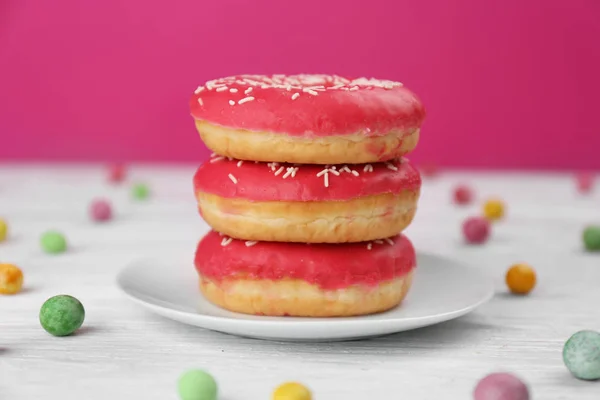 Stack of tasty glazed donuts — Stock Photo, Image