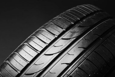 Modern araba tekerlek 