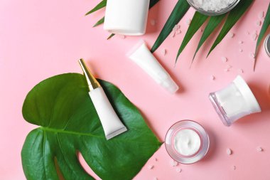 Doğal kozmetik ve yaprakları