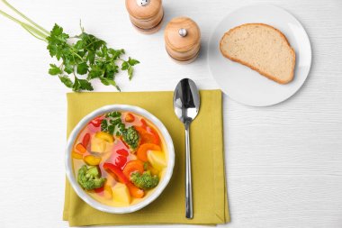 Kase sebze çorbası