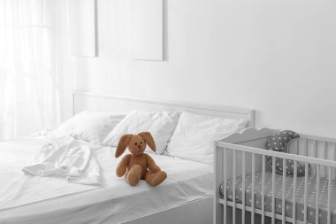 Sevimli tavşan oyuncak 