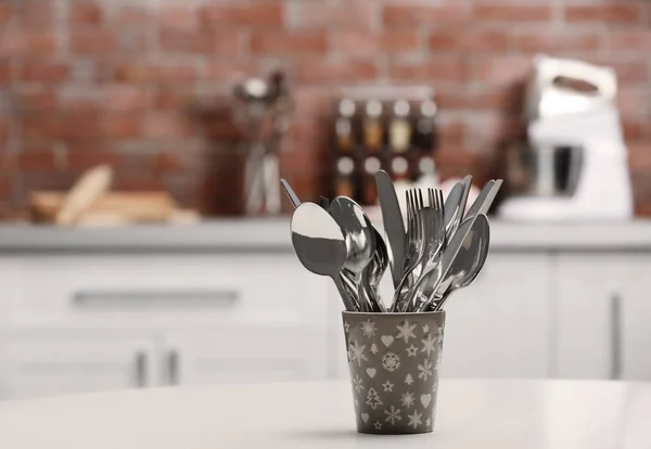 Conjunto de utensílios de cozinha de metal — Fotografia de Stock