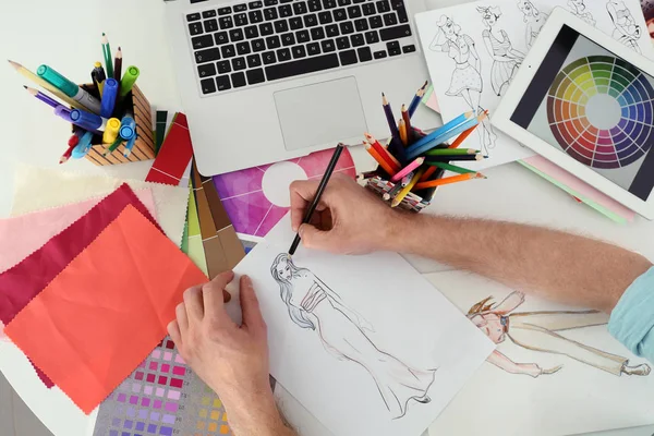 Fashion designer drawing — Stock Photo, Image