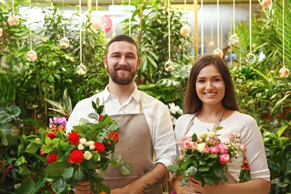 Masculin și feminin florarii — Fotografie, imagine de stoc