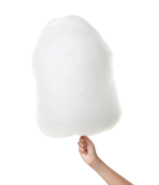 руки держат сахарную вату