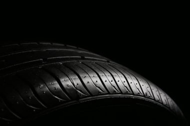 Modern araba tekerlek 