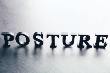 Siyah harflerle gri backgroud duruş söylememle şekillendirme