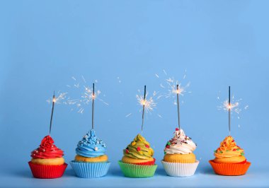 havai fişekleri ile lezzetli Cupcakes
