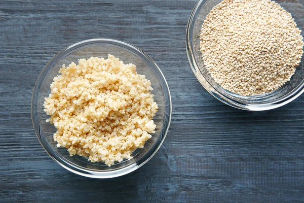 Plates with sprouted quinoa grains — Stock Photo, Image