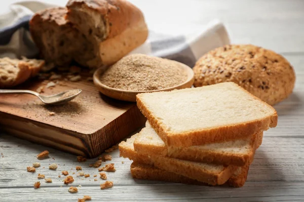 Fresh bread toasts — Stock Photo, Image