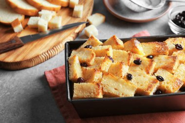 lezzetli ekmek pudingi