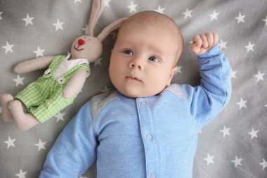 Sevimli küçük bebek 
