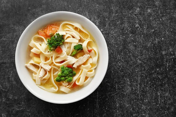 Sopa de macarrão de frango — Fotografia de Stock