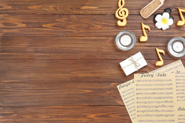 Состав музыкальных листов и спа-принадлежностей
 