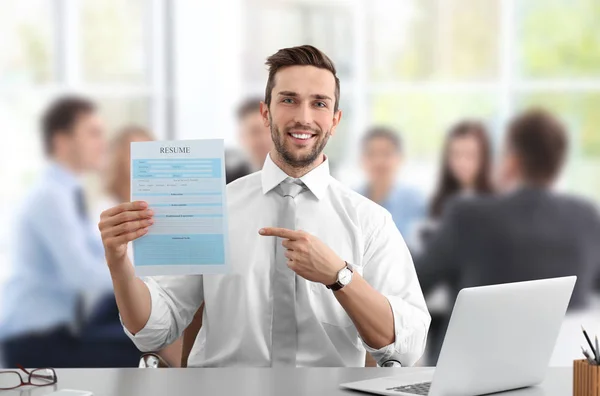 Manager Proposing Fill Resume — Stock Photo, Image