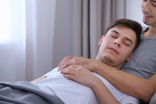 Happy gay couple — Stock Photo, Image