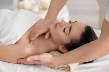 kadın masaj aldıktan