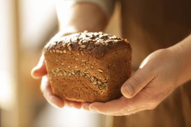 Ekmek ile erkek Şef