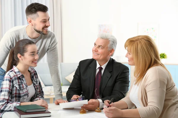 Family consulting notary public at office — Stock Photo, Image