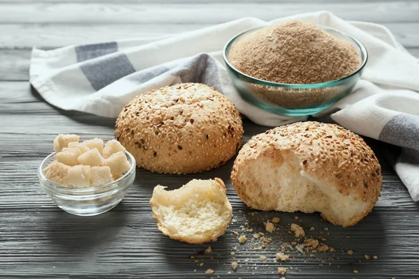 Buchty s sezam a chléb — Stock fotografie