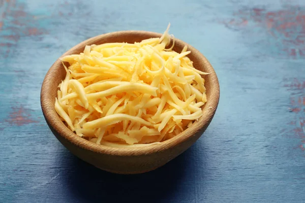Bol au fromage râpé — Photo
