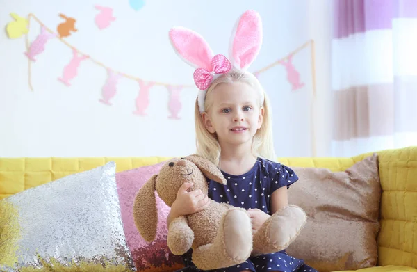 Girl with bunny ears — Stock Photo, Image