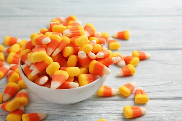 Barevné Halloween candy kukuřice — Stock fotografie