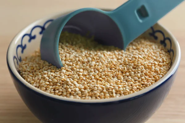 Biologische quinoa zaden — Stockfoto