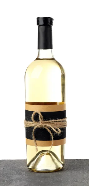 Tabulka s láhví vína — Stock fotografie