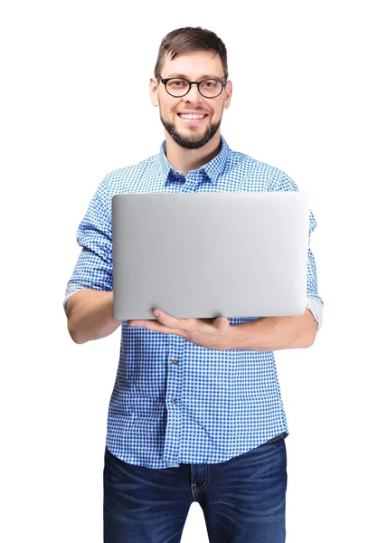 Programador bonito com laptop no fundo branco — Fotografia de Stock