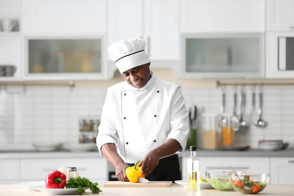 Chef Woks Pesidio Bib Apon | Sleek, Smat And Functional