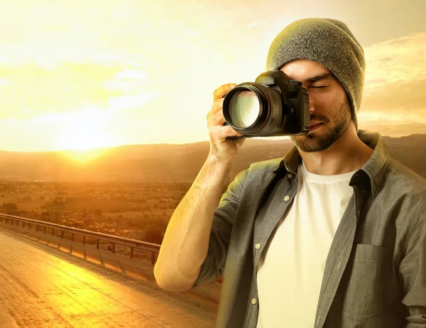 Photographer taking picture — Stock Photo, Image