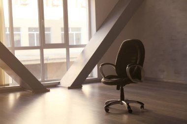 Dönebilen Masa sandalye boş ofis