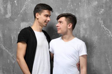 Mutlu eşcinsel çift 