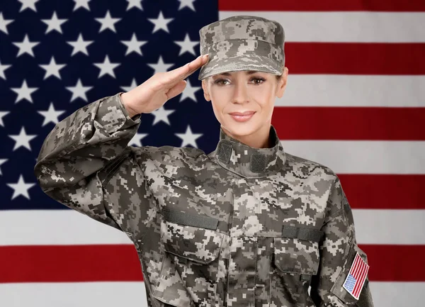 Soldado Feminino Fundo Bandeira Dos Eua — Fotografia de Stock