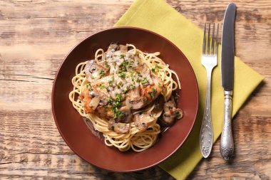 Lezzetli marsala tavuk 