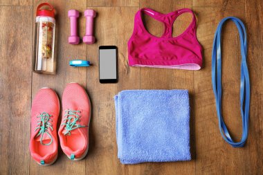 Fitness izci ve spor giyim  