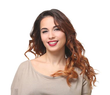 modern saç modeli olan güzel kadın 