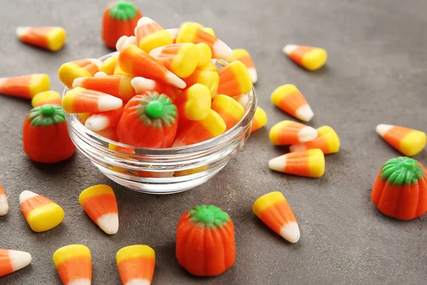 Вкусные конфеты на Хэллоуин — стоковое фото