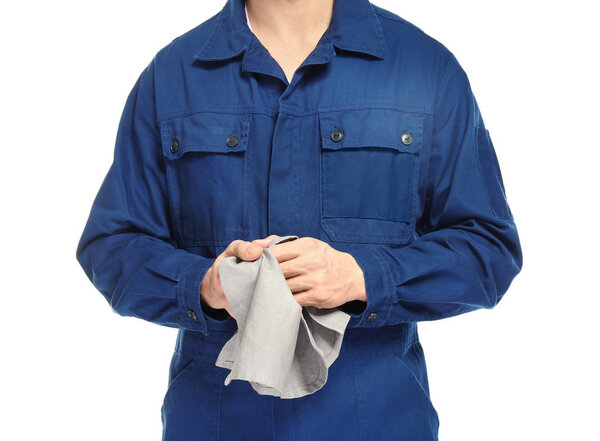 Автомеханик в форме
 