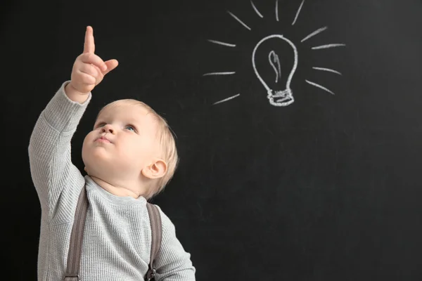 Lindo niño pequeño — Foto de Stock