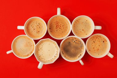 Bir fincan taze kahve. 