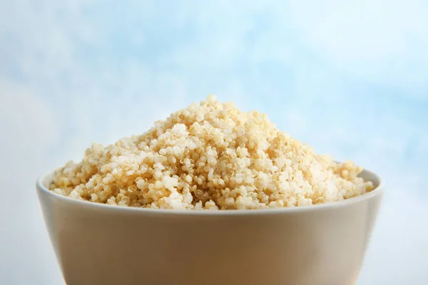 Grãos de quinoa brancos orgânicos — Fotografia de Stock