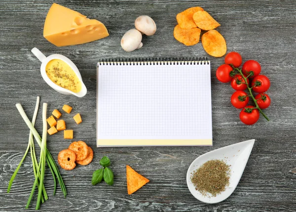 Nature morte avec des ingrédients alimentaires — Photo